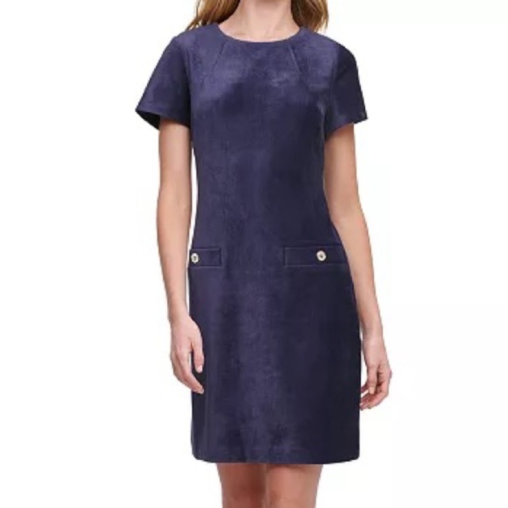 Classic Navy Short-Sleeve Shift Dress